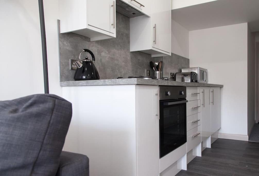 Stunning 2 Bed Apartment With Sea Views, เพนแซนซ์ ภายนอก รูปภาพ